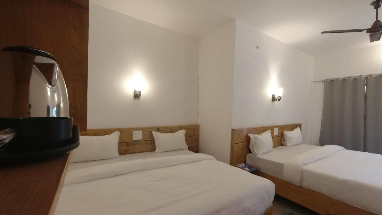 H7 Stay On The Ganges, Yoga & Spa Resort, Rishīkesh Exterior foto