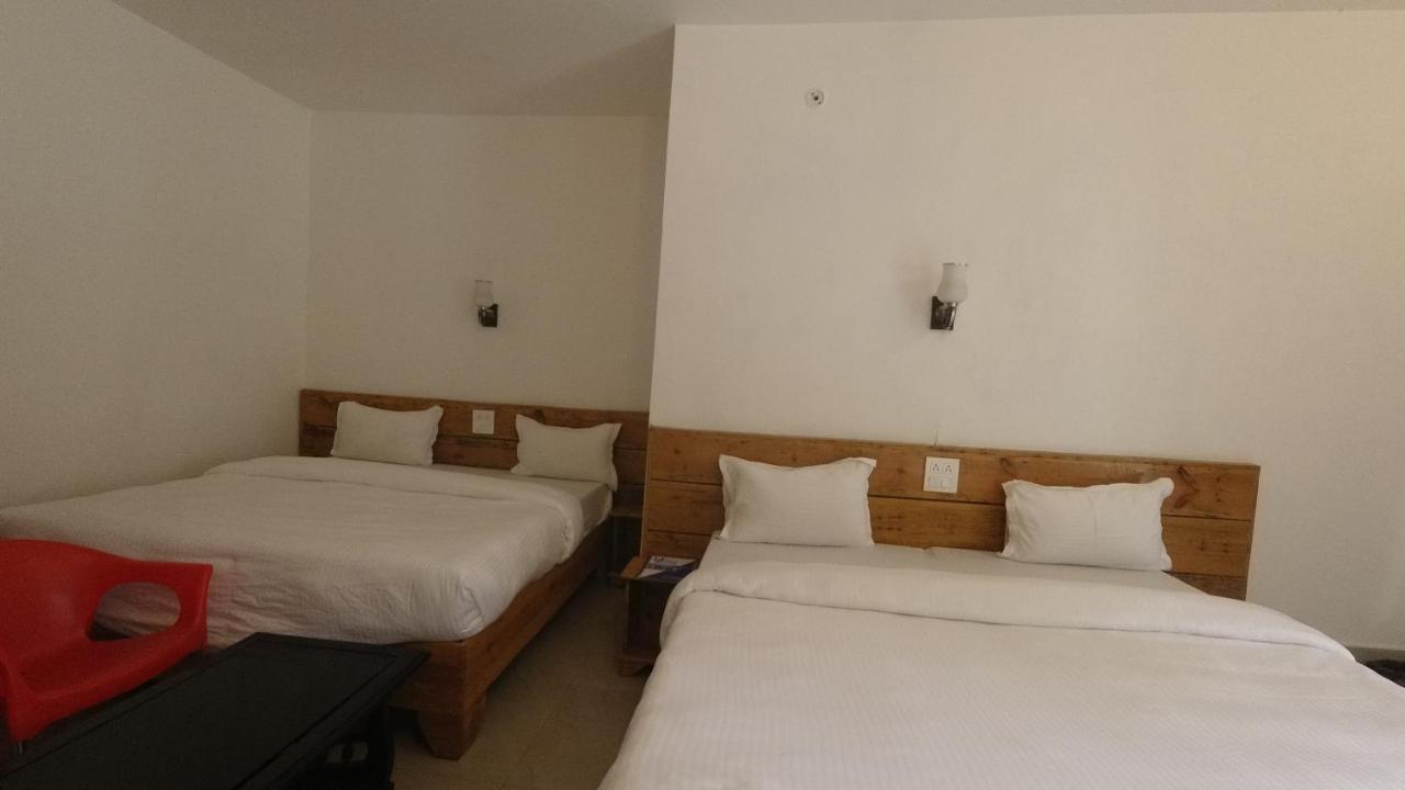 H7 Stay On The Ganges, Yoga & Spa Resort, Rishīkesh Exterior foto
